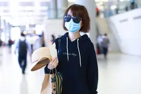 小身材如何显“胖”，选对裙子气质可爱又高级，跟鲁豫学就对了图片