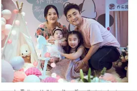 乔杉妻子莫丹晒最新全家福 一家四口同框幸福溢出屏图片