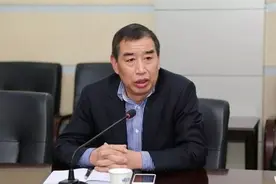 武汉科技大学校友刘一鸣：武科大“校内有湖，湖中有岛”是读书的好地方，快报考图片