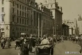 上海老照片：20世纪40年代上海的城市建筑和街道风貌图片