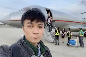 古巨基发文寻人，袁文杰留言被网友笑好大只，细看第四期艺训班图片