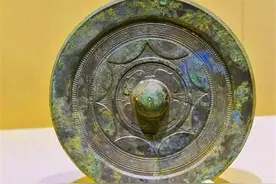 照物、照人、照心：小小铜镜如何被古人玩出“高配置”的功能图片