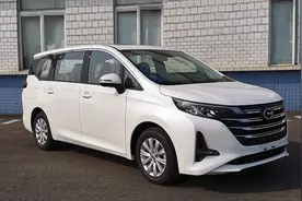家用好MPV！全新传祺M6实车曝光，外观全新设计，适合年轻人图片