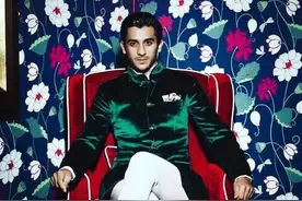 印度最帅“国王”：身价亿万，热衷慈善，全印度女孩都想嫁给他图片