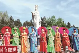 王城公园的牡丹仙子雕像何时建成？记者为您解开热门打卡地标背后故事图片