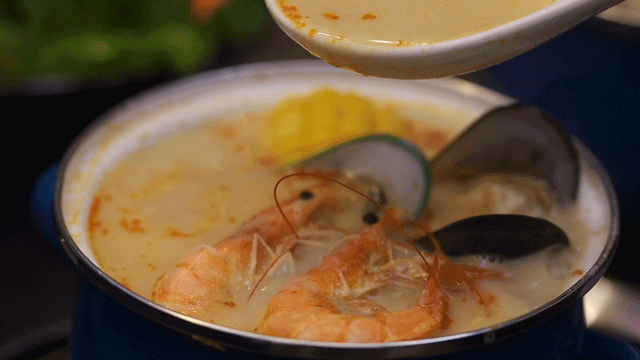 奶白色鱼翅花胶汤 2026年花胶鱼翅汤的做法