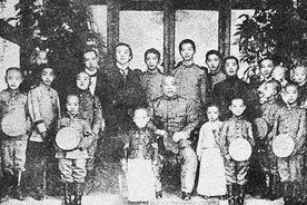 张作霖视女如衣,为何独宠五夫人?因为她有个特殊身份：袁崇焕后裔图片