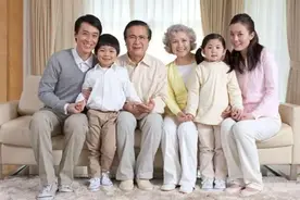 “连坐式孝顺”悄然兴起，子女有苦说不出，老人却认为理所当然图片