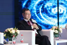 大润发创始人黄明端：没有输给时代图片