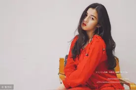 小说：母亲头部受伤昏迷一睡三年，突然睁眼醒来，她喜极而泣图片