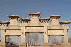 雍正出生时啼哭不止，太医：赶紧找“手托玉印，脚踩青龙”的女人图片
