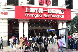 历经150年的风云变幻，1500米长的上海南京路却繁华依旧图片