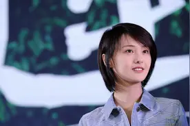 北京电影学院毕业的郑爽，文字水平如何，看语文老师如何修改病句图片