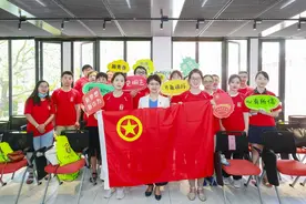 “线上+线下”“理论+实践”，团课还能这么上！图片