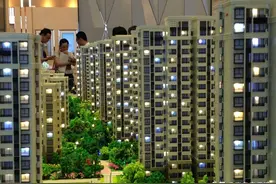 即墨楼市：一锅炖、踩踏+互殴图片