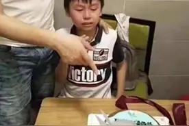 男童过6岁生日，当天却被父亲殴打致死，承受暴力的孩子有多惨？图片