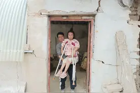 52岁大叔贷款娶妻，历经5次婚姻，最后一任妻子小他27岁图片