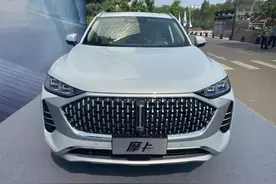 配置“灌满”，新一代摩卡上市了，就问CRV，奇骏怕不怕？图片