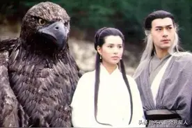 童年老剧中的“虎狼剧情”:冯绍峰摸美腿，焦恩俊左拥右抱图片