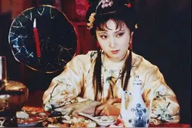 林黛玉的心机有多深？潇湘馆发放月钱，无意间揭露黛玉的真正实力图片