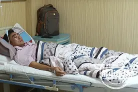 飞奔6秒徒手接住坠楼男孩！救人者已出院，获救男童上门认亲图片