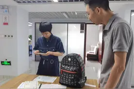郑州地铁逆行医生于逸飞报到入职了，他把所获奖金捐给了新乡图片