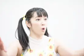 日本肌肉美少女女仆，又萌又帅！视频封面