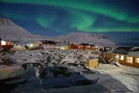 和爱相遇在世界尽头，格陵兰海美景图片图片