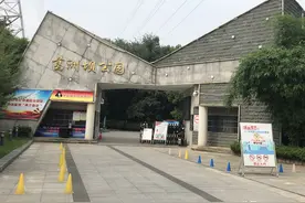 湖北这个公园好隐秘 可零距离欣赏葛洲坝船闸图片
