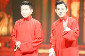 卢鑫 玉浩 模仿 刘谦 说魔术相声，全程高能爆笑视频封面