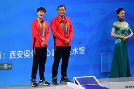 与奥运冠军张雨霏同场比拼，山西17岁小将勇夺铜牌图片