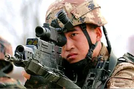 国产“战略步枪”弹道可设定，能对付多目标，一名士兵顶一个班图片