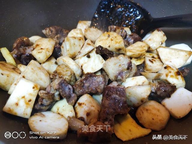 芋头的8种吃法！软糯入味，下饭又解馋，做一大盘都不够吃
