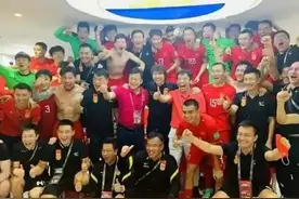 李铁合同到期，继续执教还是请欧洲外教？成绩难掩短板，必须认清图片