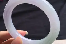 翡翠糯冰种紫罗兰圆条手镯图片