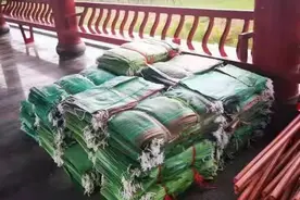 感动！安徽小伙自驾千里来郑捐物资：“物资已送达，现在就想睡个踏实觉”图片