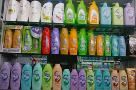 逛超市时碰到这4款洗发水，建议多买几瓶，虽然不贵，但真心好用图片