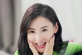 张柏芝被曝定居上海，举家搬迁引粉丝猜测，疑与小王子生父有关图片