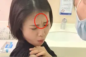 上海一小姐姐到医院打针，没想到打针过程中竟然解开了“封印”图片