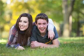 毕业后，高中同学和大学同学，哪个的关系会更要好？很真实的现状图片