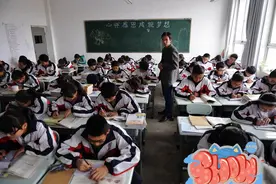 “我妈已经3天没打我了”，孩子上课无聊在课本上画画，成品被赞图片