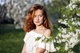 婚外情结束后，男人疯狂想念情人，不会主动联系，只会这样图片