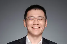 拼多多换帅，黄峥选了个“克隆版”的自己接班？图片