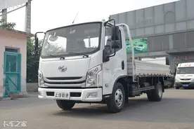 搭载125马力云内发动机，跃进C300合规轻卡只要7.28万图片