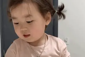 表情包‖“宝贝”这词儿挺俗的 但从喜欢的人嘴里讲出来 就特甜图片