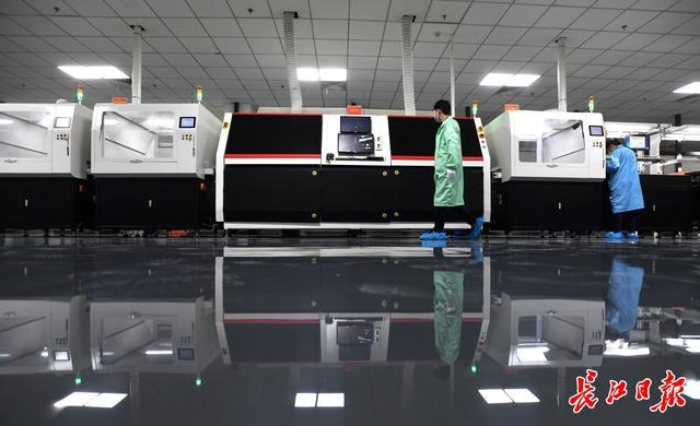 武汉虹信通信技术有限责任公司技术创新在无人区插上武汉旗帜