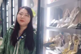杨天真豪宅内景罕曝光，万元高奢鞋买来当摆设，一面墙能抵一套房图片