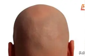 如果去掉你身边的各种材料，你就只能光溜溜地飘在空中发抖...图片