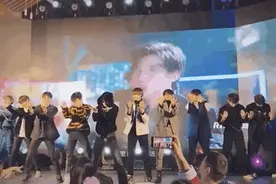 原来明星开年会，这么土味！看完好想大喊，还招人吗？图片