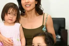 为了出名换国籍，弃养双胞胎，60岁的陈冲比你想得更恶劣图片